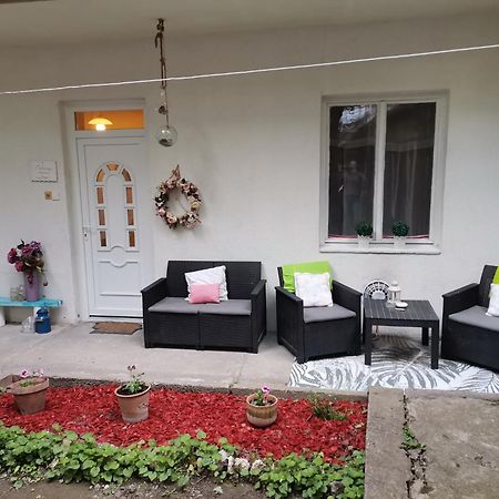 Malomszeg Apartman Печ Экстерьер фото